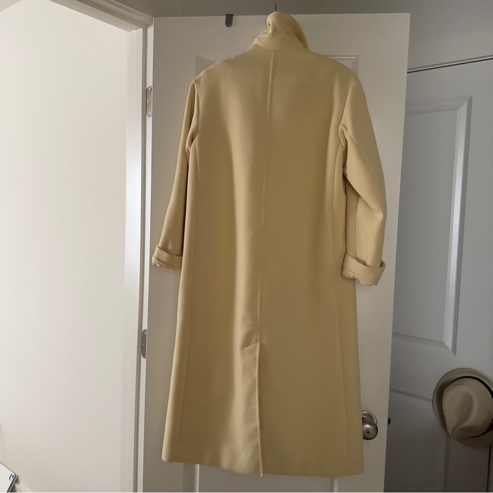 Chic Tan Double-Breasted Women's Trench Coat - Picture 2 of 2